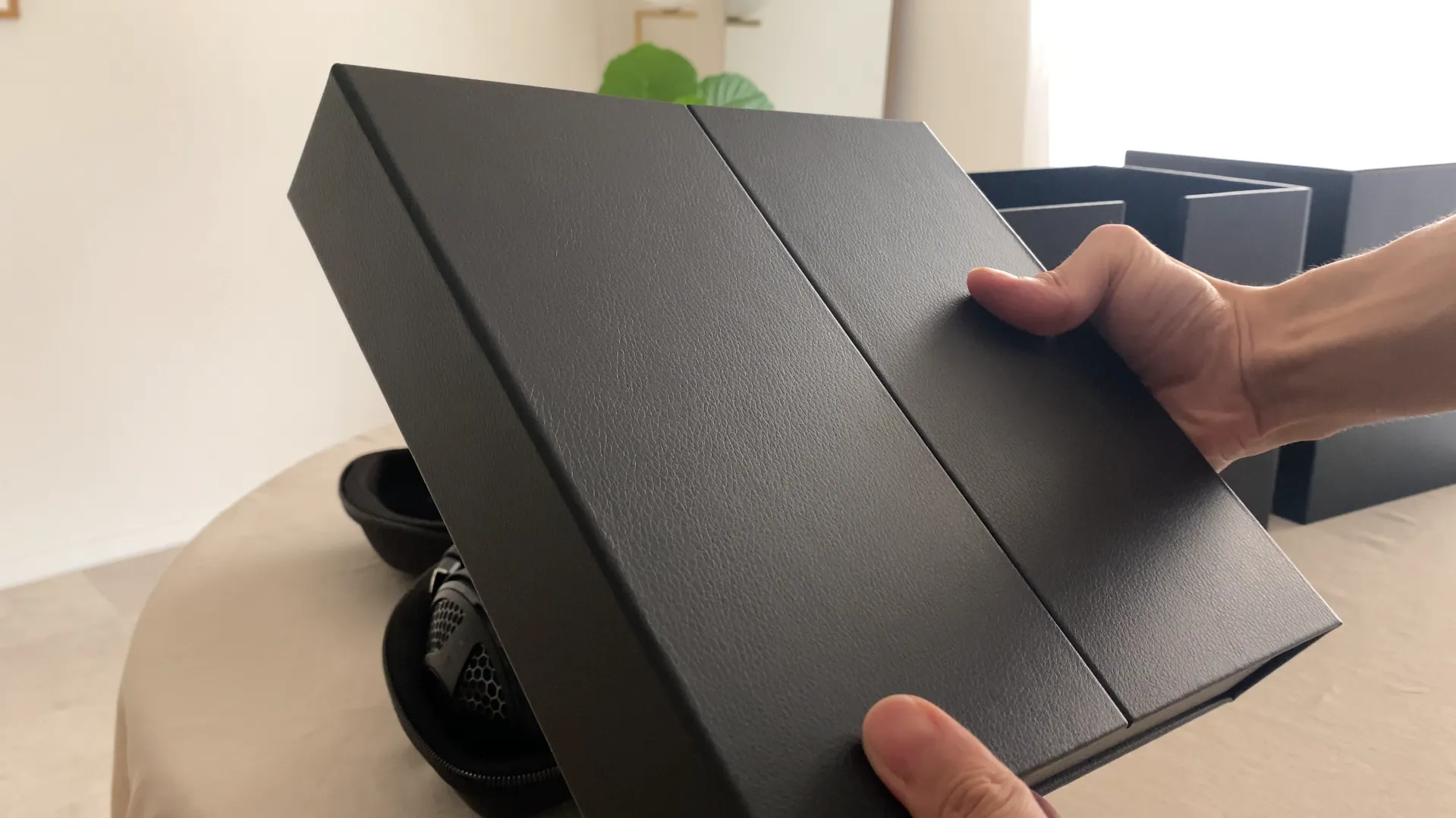 FOCAL UTOPIA SG 収納箱 02