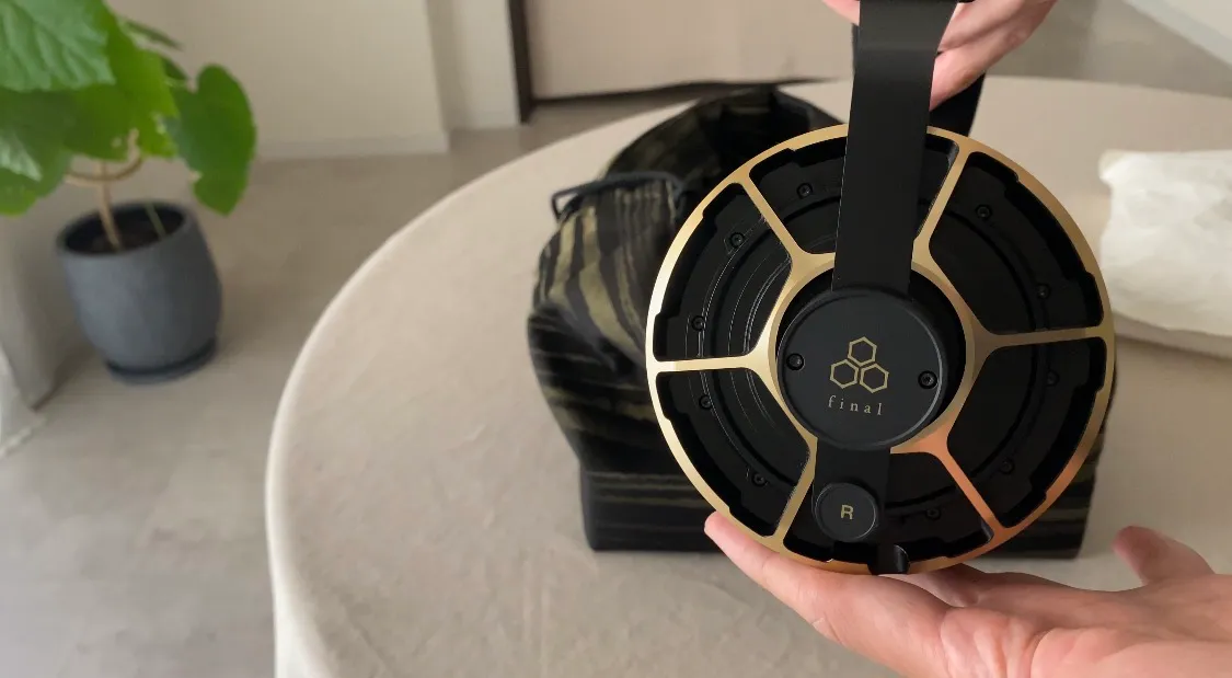 DX10000 CL 音とじっくり向き合う楽しみがある