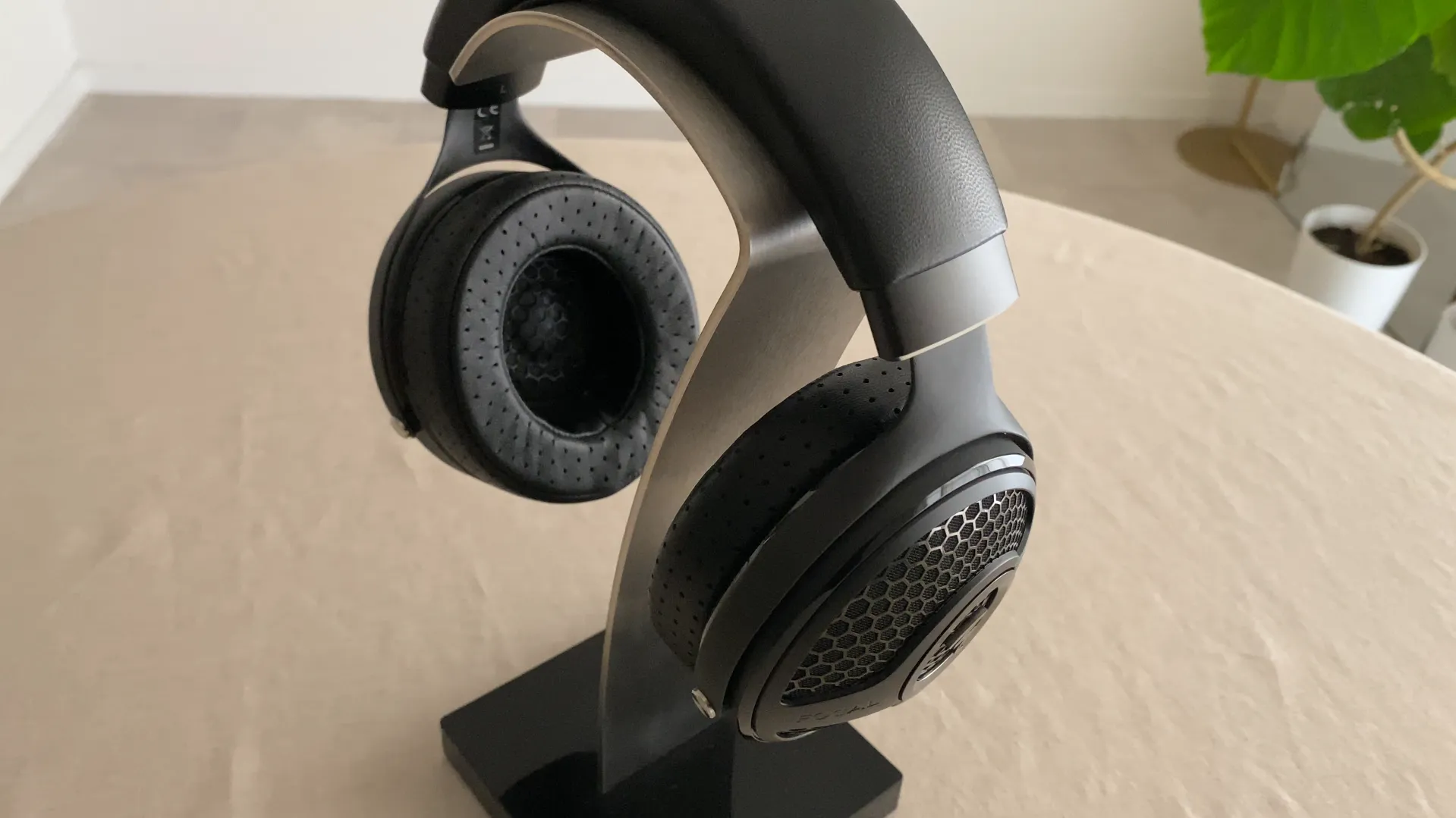 FOCAL UTOPIA SG 芯のあるパワフルサウンドを楽しみたい