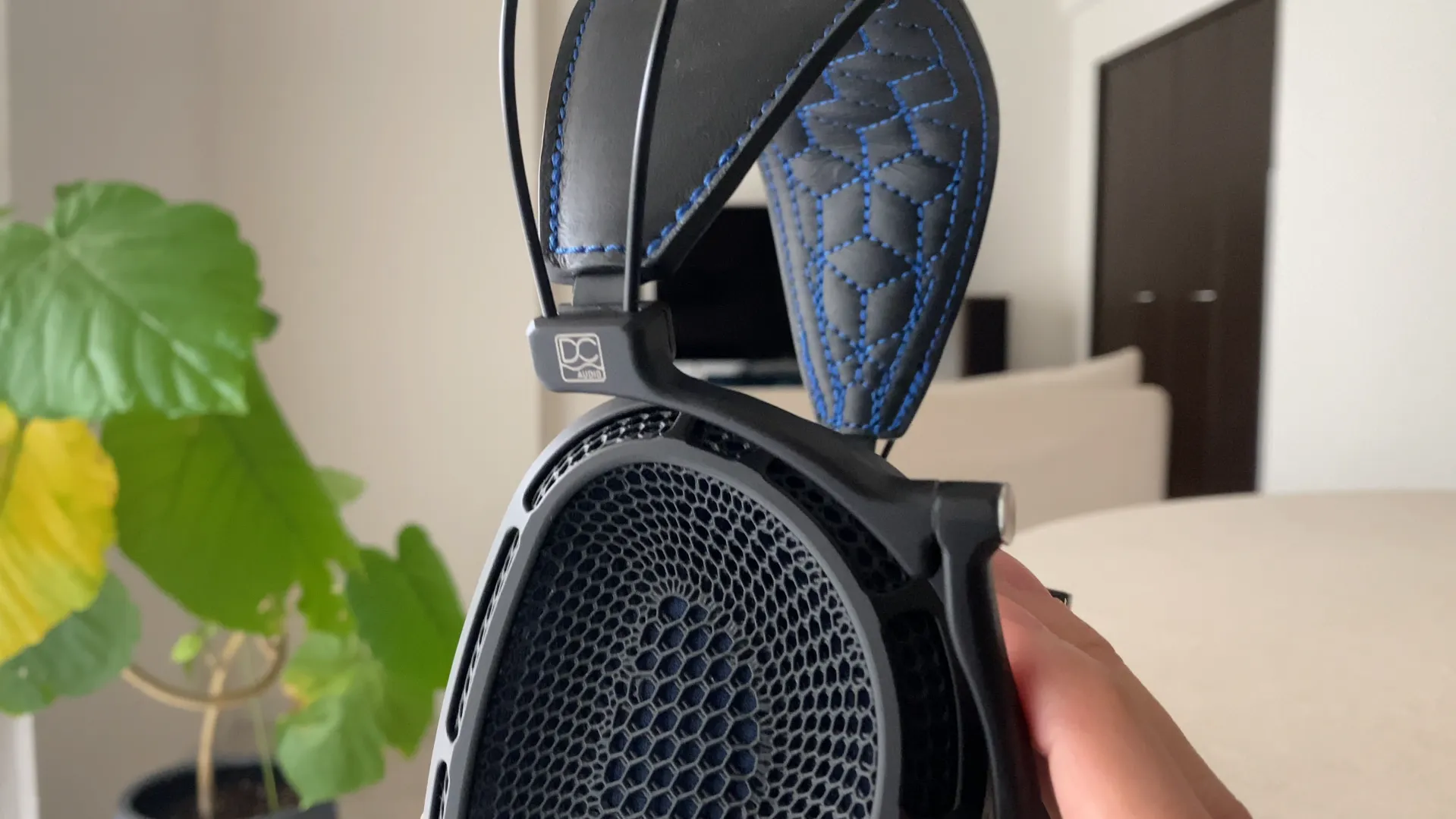 EXPANSEのヘッドバンド内側