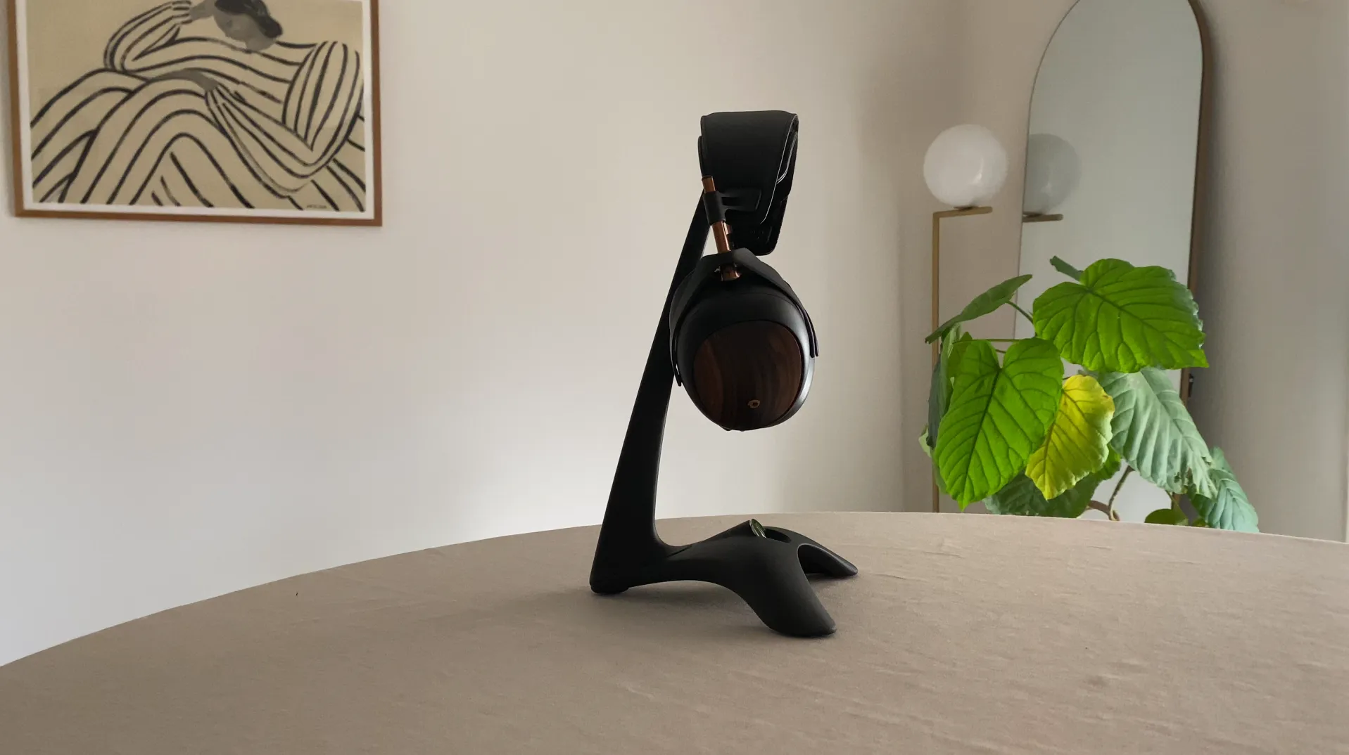 自宅で試聴するMeze Audio LIRIC II
