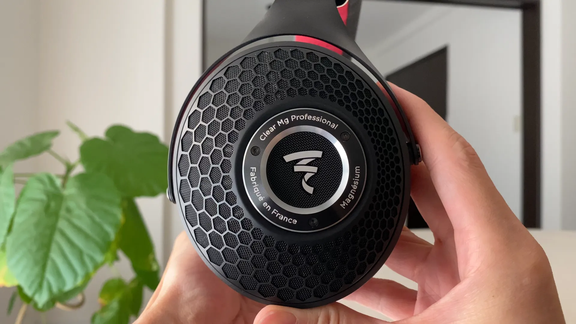 FOCAL Clear MG Professional ハニカムグリル